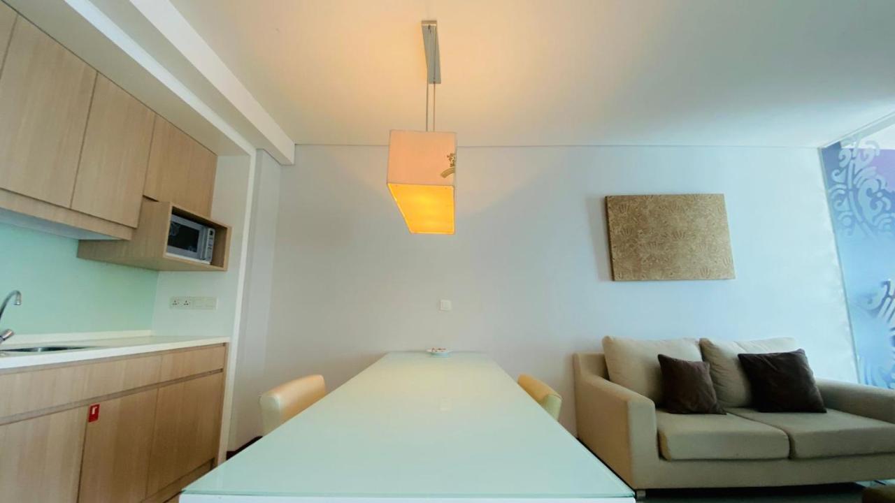 The H Tower Rasuna Suites Kuningan Jakarta By Villaloka 외부 사진