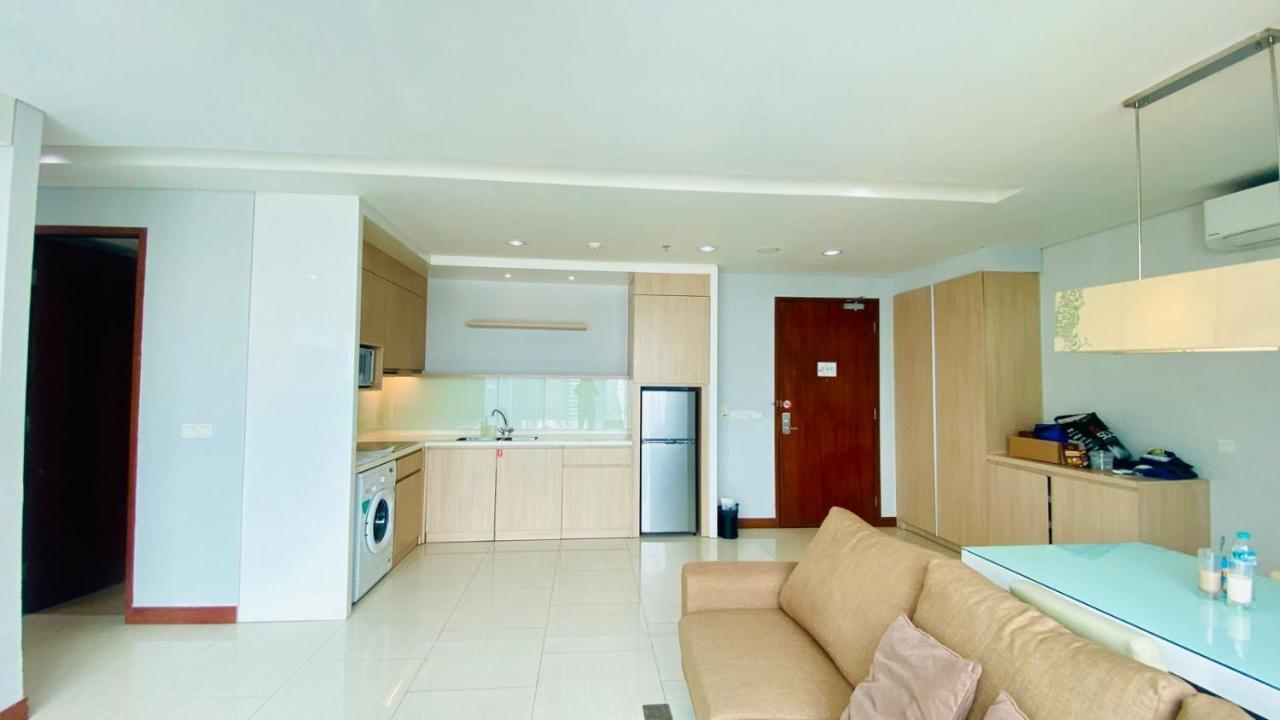 The H Tower Rasuna Suites Kuningan Jakarta By Villaloka 외부 사진
