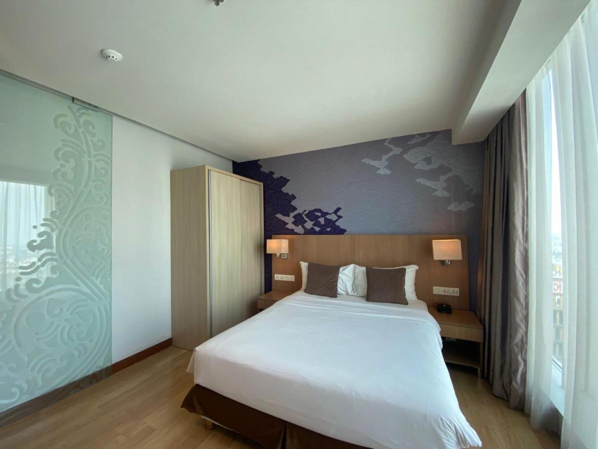 The H Tower Rasuna Suites Kuningan Jakarta By Villaloka 외부 사진