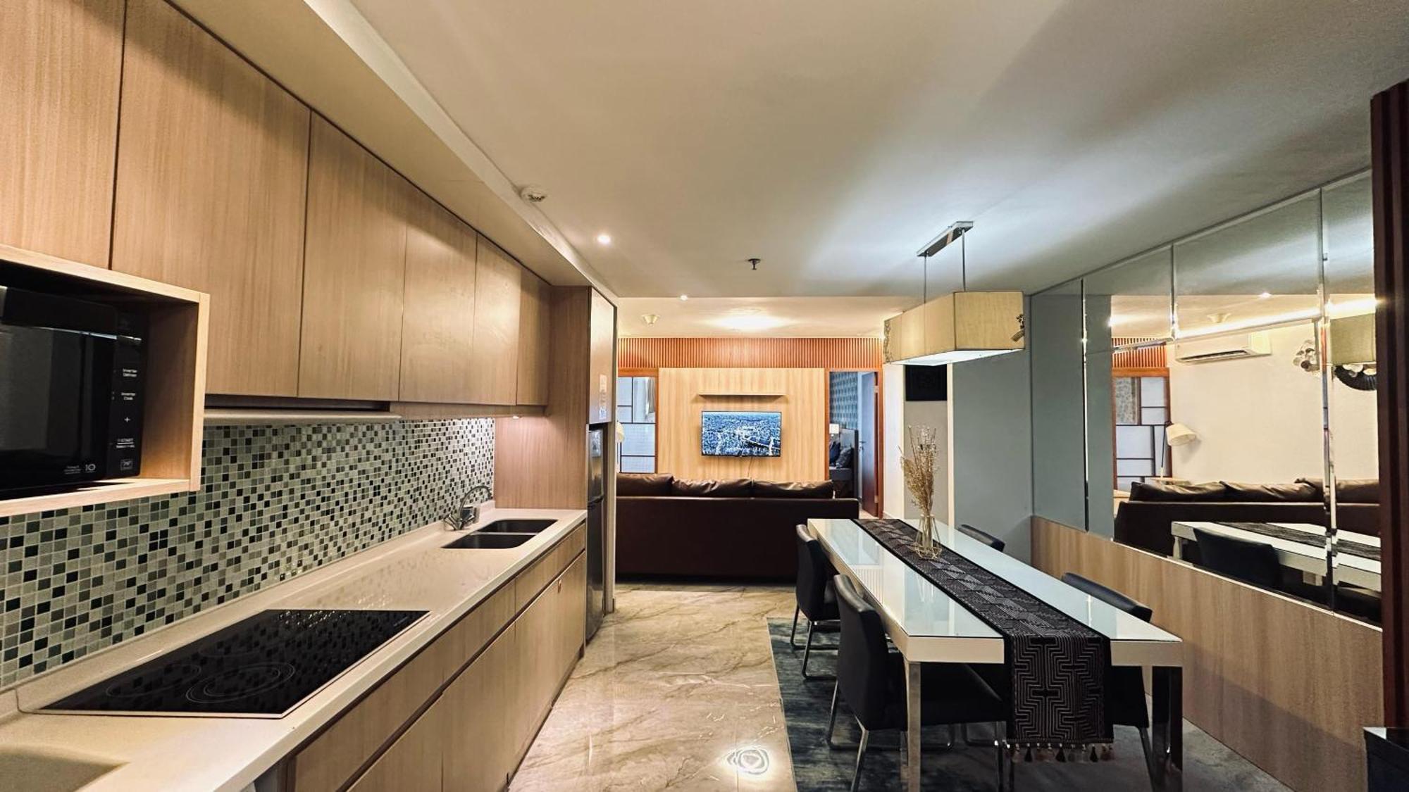 The H Tower Rasuna Suites Kuningan Jakarta By Villaloka 외부 사진