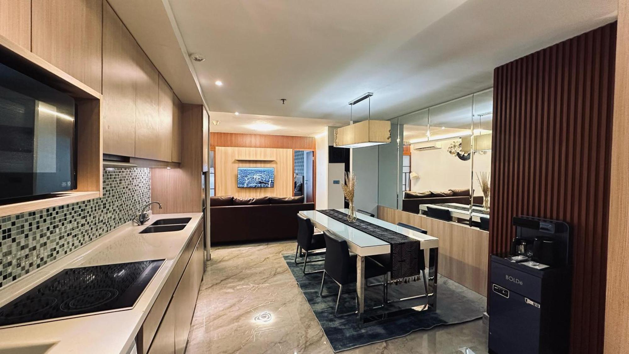 The H Tower Rasuna Suites Kuningan Jakarta By Villaloka 외부 사진